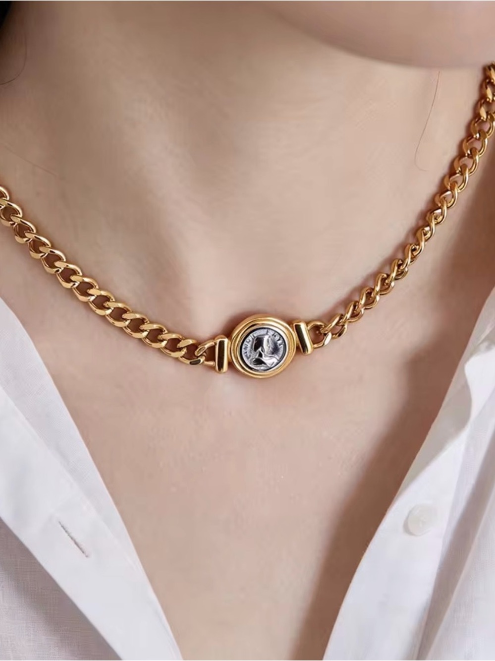 18K Gold Plated Coin Pendant Curb Chain Necklace Cuban Style - Picture 7 of 10